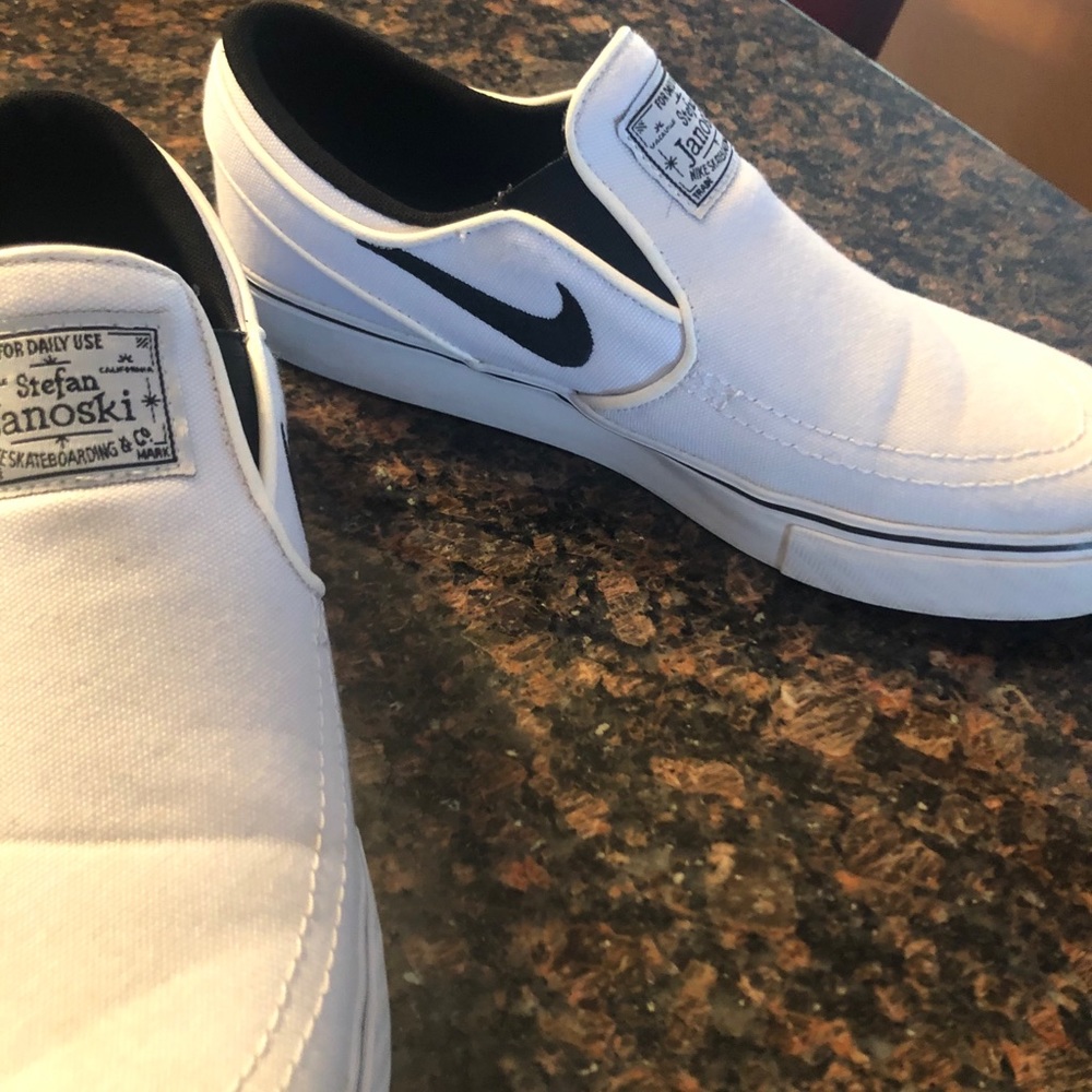 SOLD❗️Stefan Janoski Nike Sneakers - Picture 3 of 6